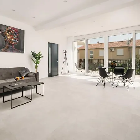 شقة Rooftop House فوديس