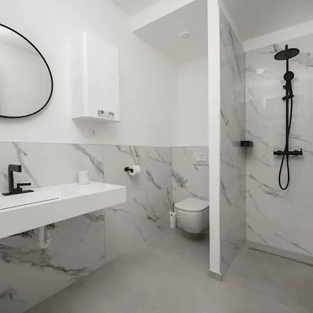 Rooftop House Apartment