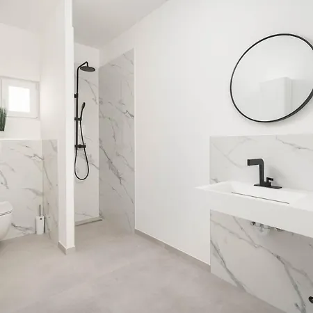 Rooftop House فوديس