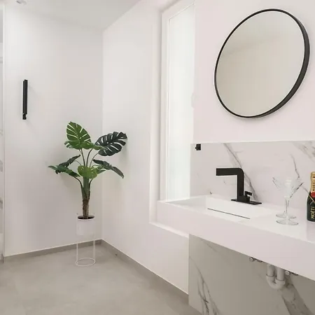 Rooftop House شقة فوديس