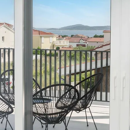 Apartment Rooftop House